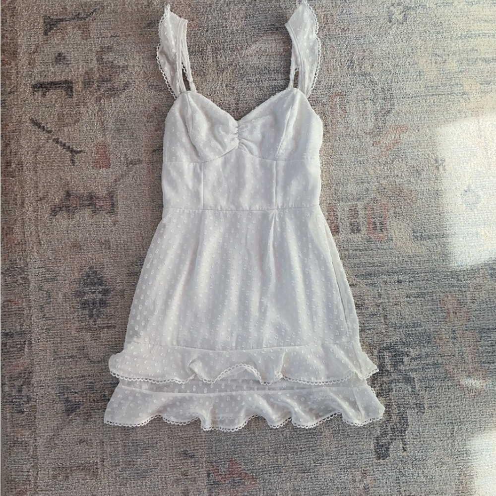 White Lace Sleeveless Dress